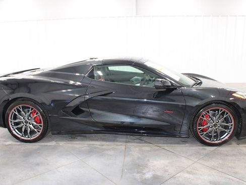 Used 2023 Chevrolet Corvette Stingray Premium Conv RWD image 11