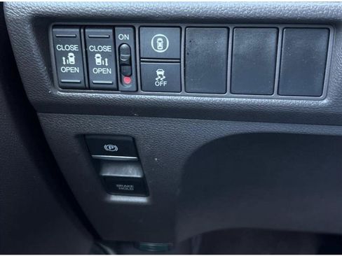 Used 2022 Honda Odyssey EX image 18
