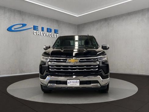 New 2026 Chevrolet Silverado 1500 LTZ w/ Technology Package AWD/4WD image 2