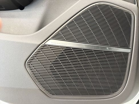 Certified 2023 Audi Q8 Premium Plus w/ Premium Plus Package image 21