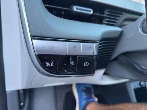 Used 2023 Hyundai Ioniq 5 SEL image 30