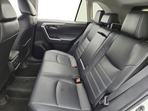 Used 2023 Toyota RAV4 XLE Premium FWD image 13