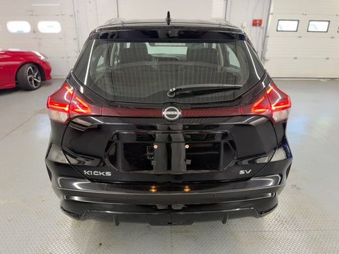 Used 2022 Nissan Kicks SV FWD image 10