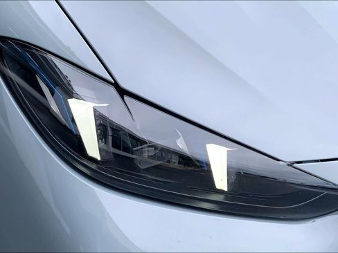 Used 2025 BMW M440i Coupe w/ Premium Package image 26