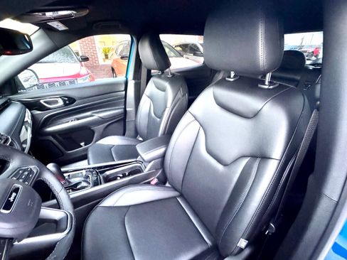 New 2026 Jeep Compass Limited image 8