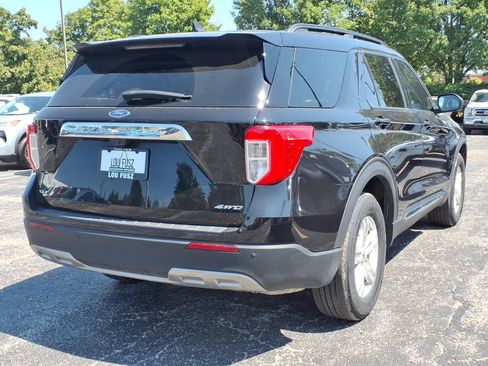 Certified 2023 Ford Explorer XLT w/ Equipment Group 202A AWD/4WD image 3