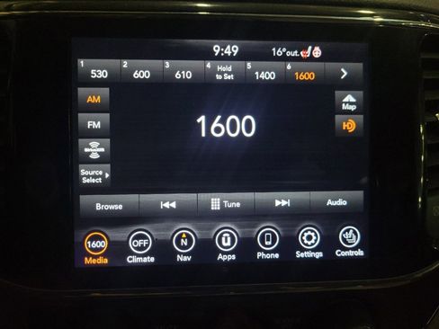 Used 2021 Jeep Grand Cherokee Limited w/ Premium Lighting Group AWD/4WD image 25