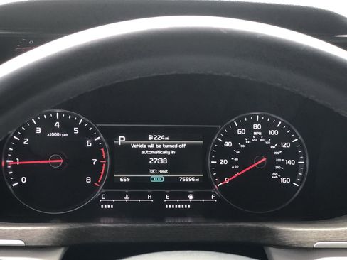 Used 2022 Kia Sorento S image 17