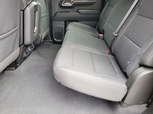 Used 2023 Chevrolet Silverado 1500 LT image 8