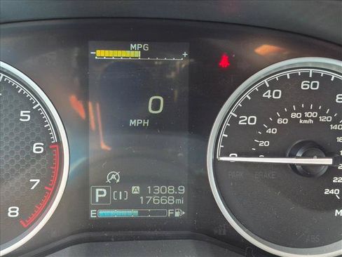 Used 2024 Subaru Forester Premium AWD/4WD image 9