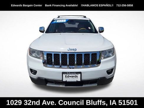 Used 2013 Jeep Grand Cherokee Overland AWD/4WD image 8
