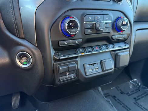 Used 2021 Chevrolet Silverado 1500 LT w/ Convenience Package II RWD image 13