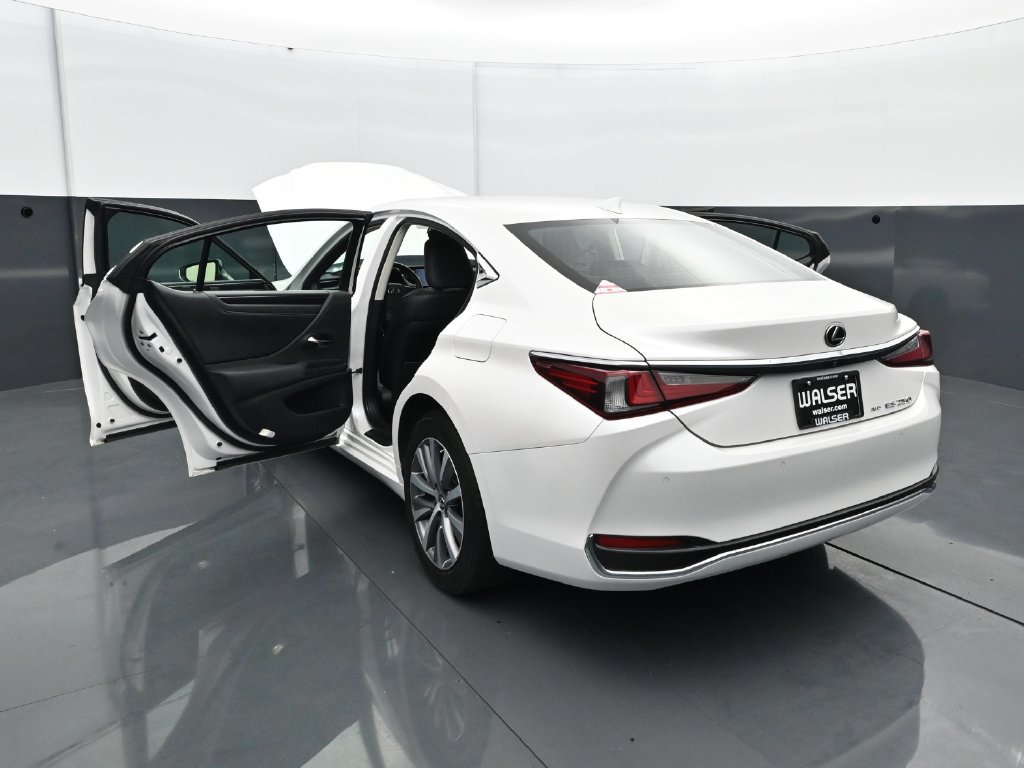 Used 2021 Lexus ES 250 AWD/4WD image 30