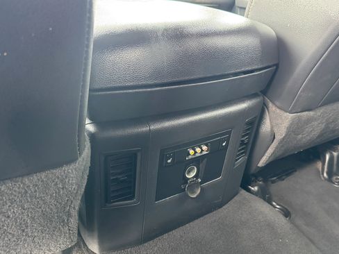 Used 2011 RAM 2500 Laramie w/ Protection Group image 23