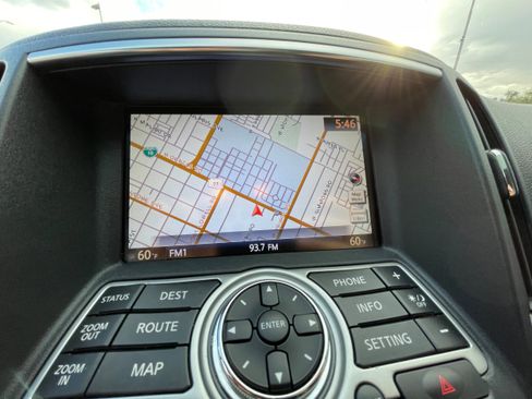 Used 2011 INFINITI G37 w/ Sport Appearance Package image 17