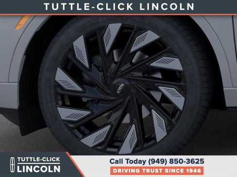 New 2026 Lincoln Nautilus Black Label w/ Jet Appearance Package image 19