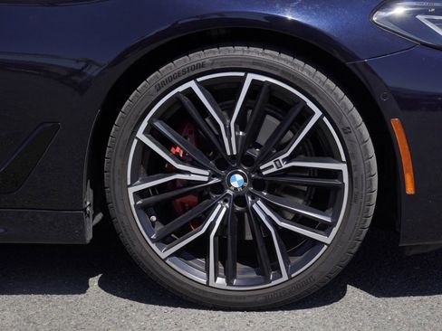 Used 2021 BMW 530i w/ M Sport Package image 10