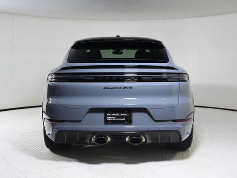 Certified 2025 Porsche Cayenne GTS image 6