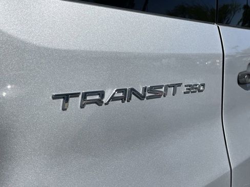 Used 2018 Ford Transit 350 XLT image 8