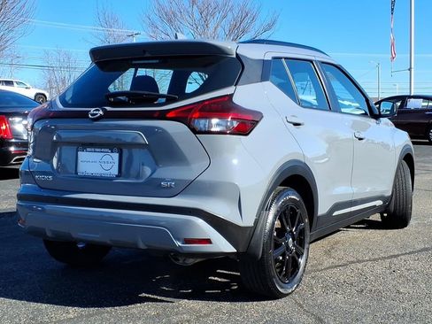 Certified 2023 Nissan Kicks SR w/ Interior Electronics Package FWD image 3