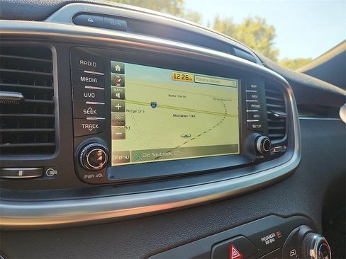 Used 2016 Kia Sorento SX image 20