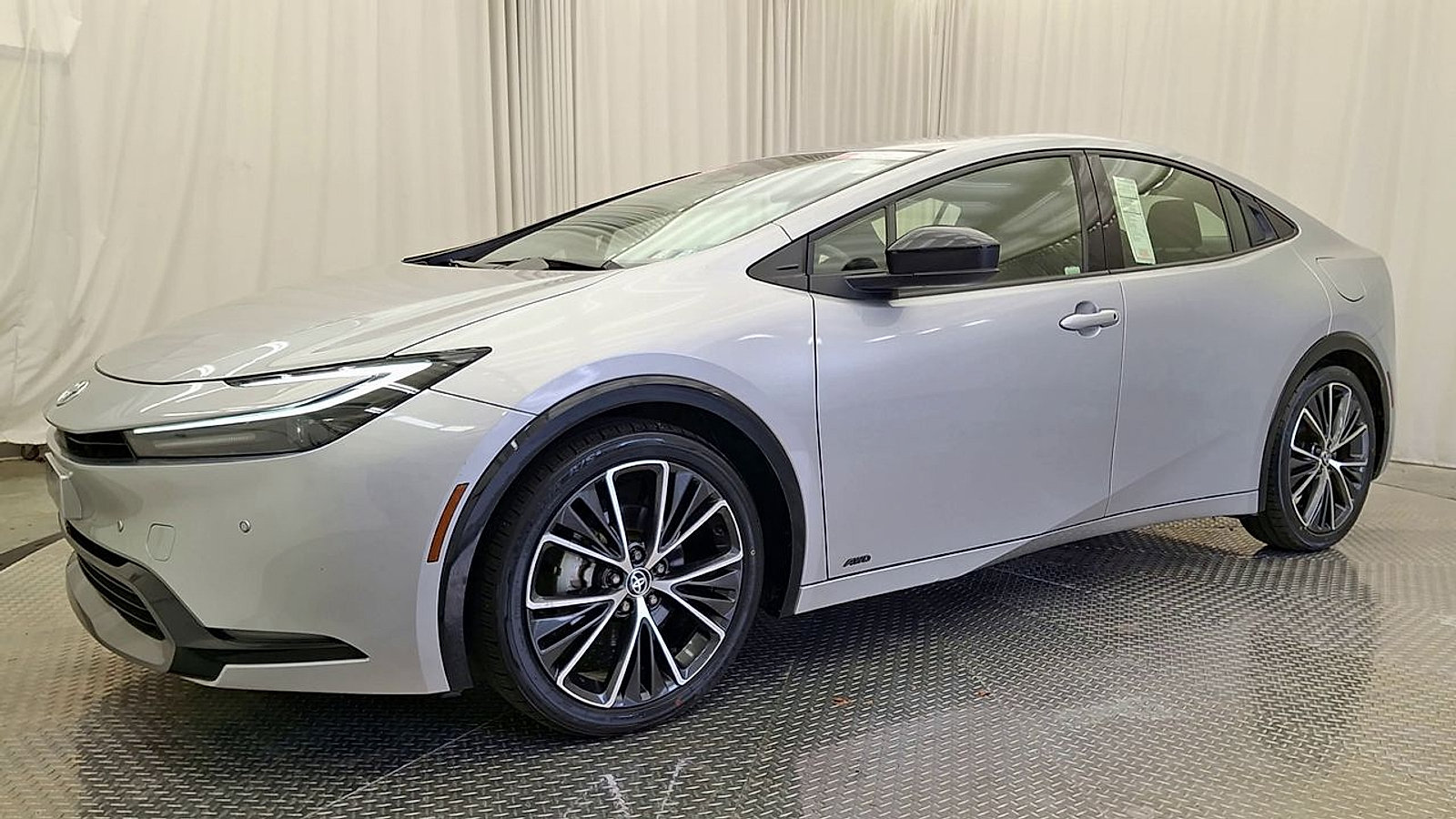 Certified 2024 Toyota Prius XLE AWD/4WD image 11