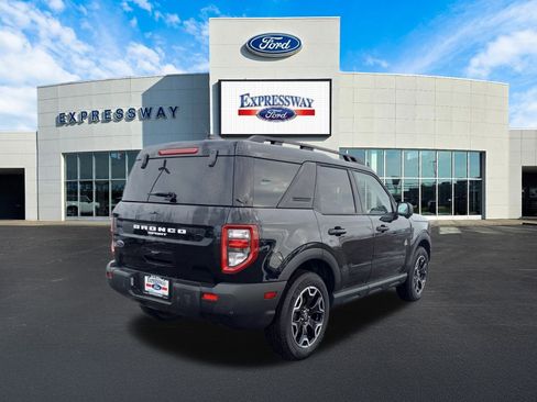 Used 2025 Ford Bronco Sport Outer Banks w/ Outer Banks Tech Package+ image 6