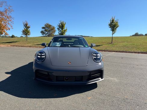 New 2026 Porsche 911 Carrera image 10