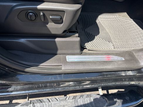 Used 2019 GMC Sierra 1500 SLT w/ SLT Premium Plus Package image 54