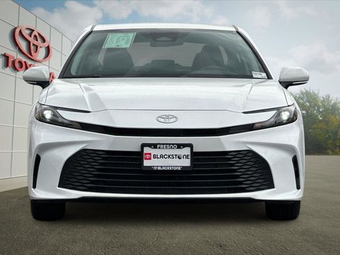 Certified 2025 Toyota Camry LE FWD image 8