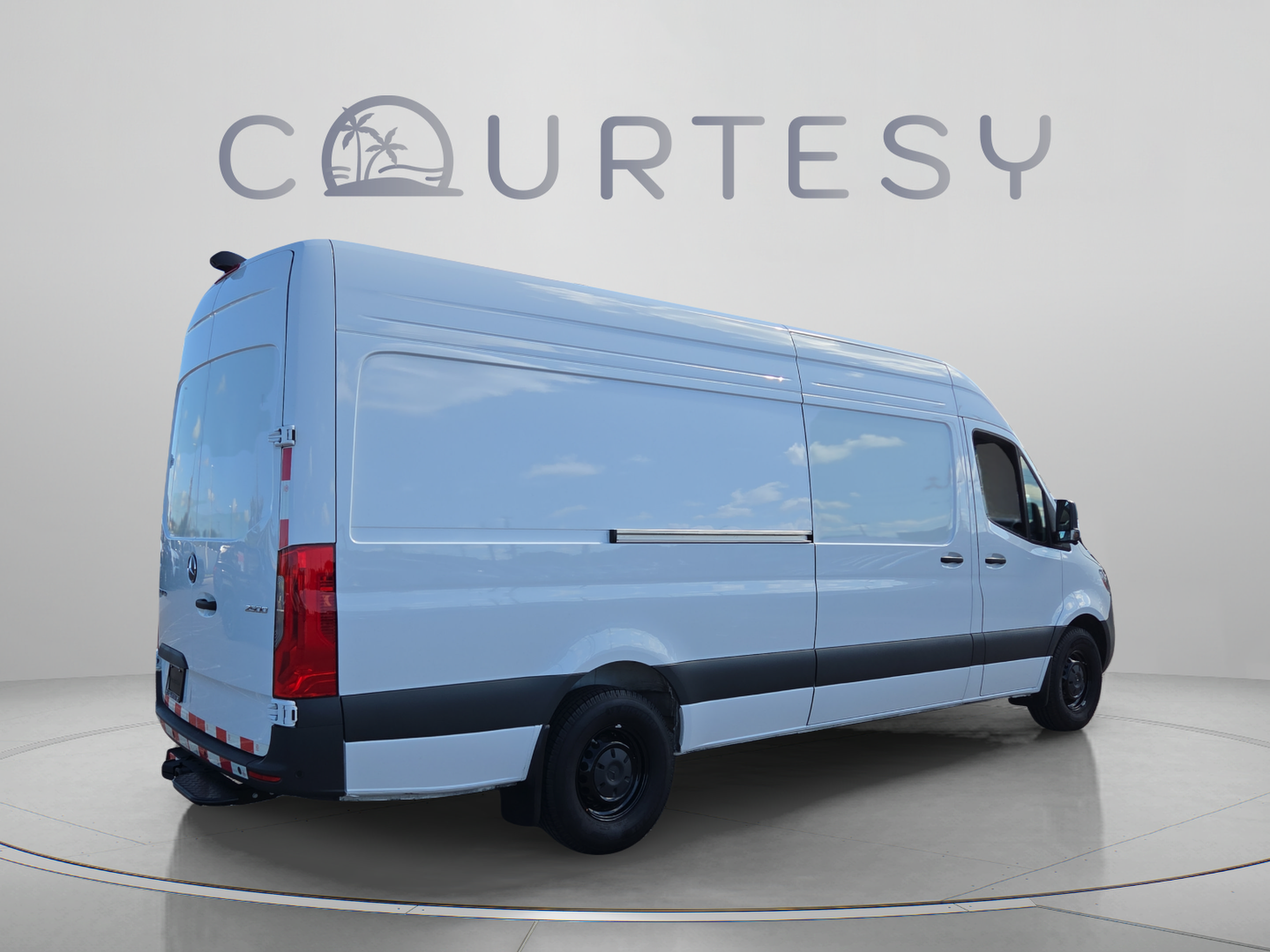Used 2026 Mercedes-Benz Sprinter 2500 image 5