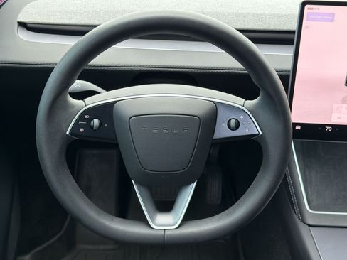 Used 2026 Tesla Model Y AWD image 11