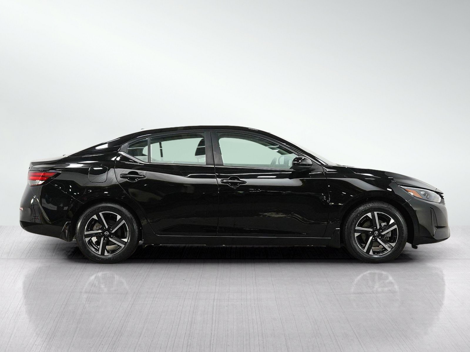 Used 2024 Nissan Sentra SV w/ All-Weather Package FWD image 6