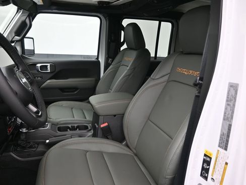 New 2026 Jeep Gladiator Mojave AWD/4WD image 19