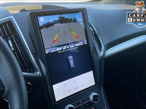 Used 2022 Ford Edge ST image 21