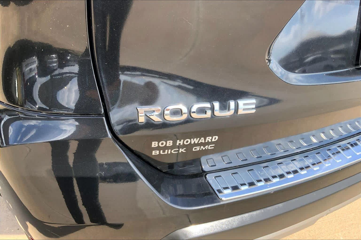 Used 2017 Nissan Rogue SV FWD image 29
