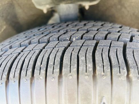 Used 2022 Chrysler Pacifica Touring-L FWD image 41