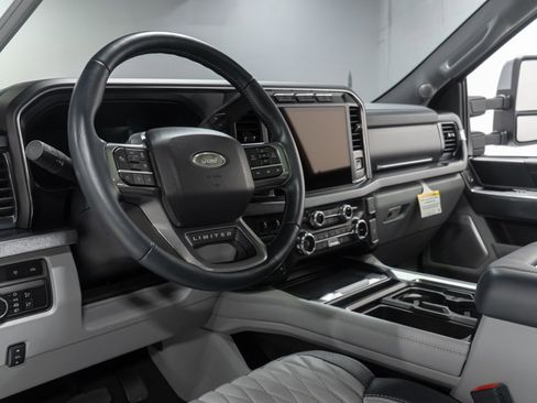 Used 2024 Ford F450 Limited w/ FX4 Off-Road Package image 41