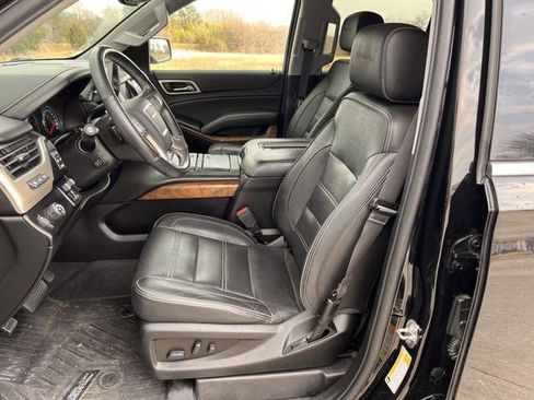 Used 2019 GMC Yukon Denali w/ Denali Ultimate Package image 24