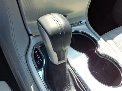Used 2021 Jeep Grand Cherokee Summit AWD/4WD image 9