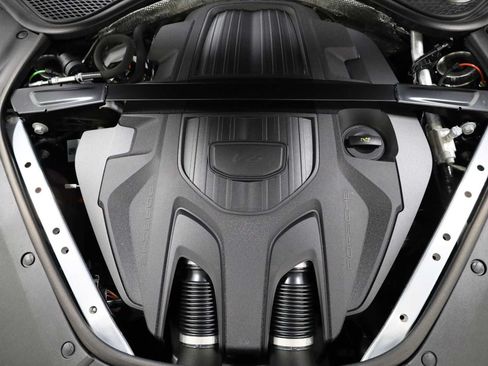Certified 2026 Porsche Panamera RWD image 42