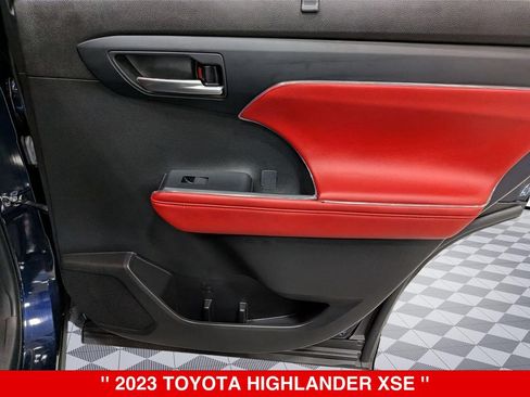 Used 2023 Toyota Highlander XSE AWD/4WD image 31