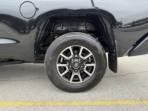 Used 2017 Toyota Tundra Limited image 33