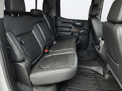 Used 2020 GMC Sierra 1500 Denali w/ Denali Ultimate Package AWD/4WD image 34