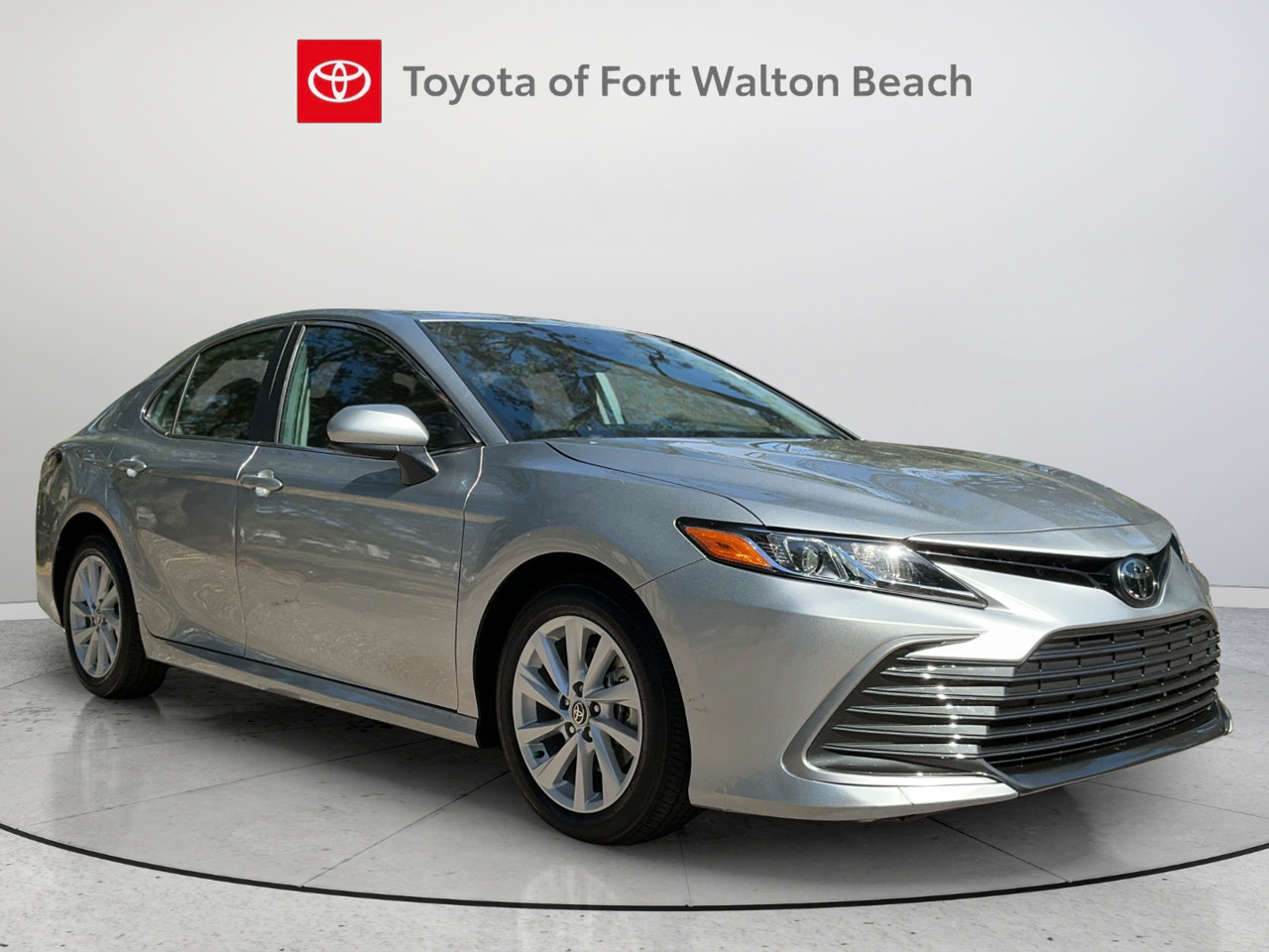 Used 2024 Toyota Camry LE FWD image 1