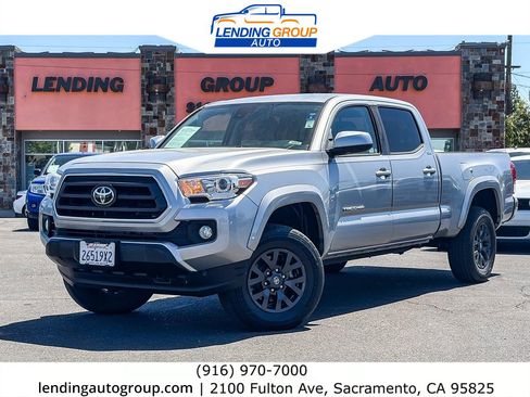 Used 2020 Toyota Tacoma SR5 AWD/4WD image 1