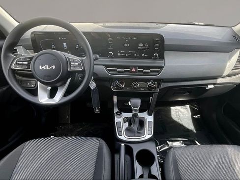New 2026 Kia Seltos LX image 5