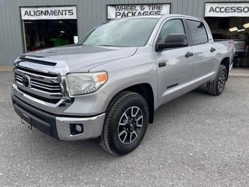 Used 2016 Toyota Tundra SR5 w/ TRD Off Road Package AWD/4WD image 3