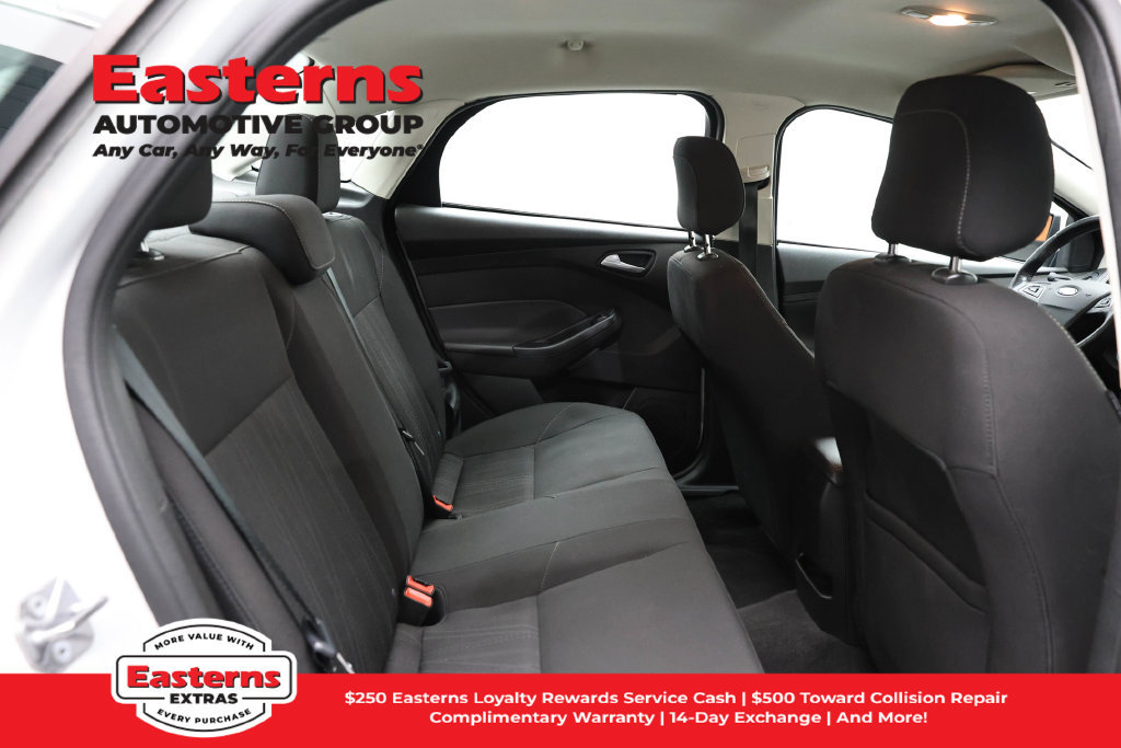 Used 2018 Ford Focus SE w/ Cold Weather Package FWD image 82