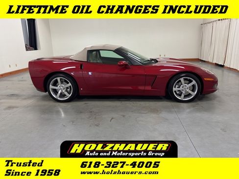 Used 2008 Chevrolet Corvette Convertible w/ Preferred Equipment Group image 1
